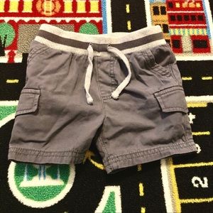 🧸5 for $20 Tucker + Tate grey shorts